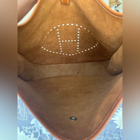 HERMÈS Evelyne GM - Picture 9 of 16